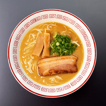 濃厚コッテリ鶏白湯ラーメン