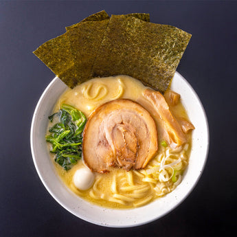 横浜家系塩豚骨ラーメン